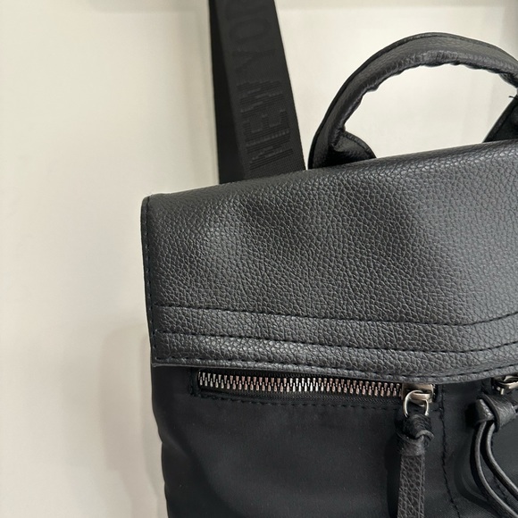 Little black faux mini leather backpack - Picture 2 of 4